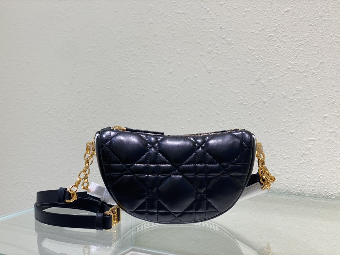 クリスチャンディオール 超美品 24 ショルダーバッグ