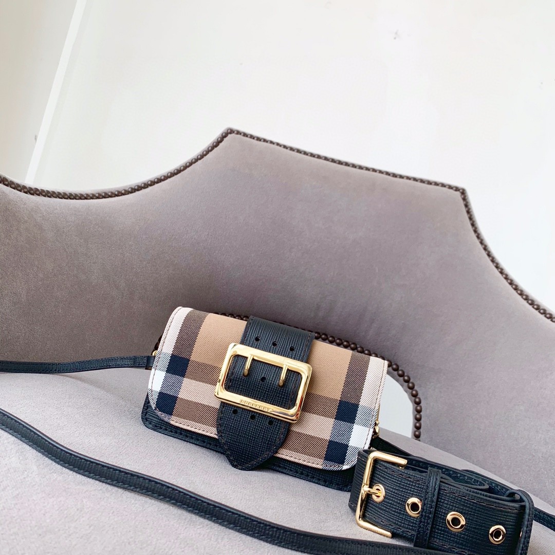 BURBERRY バーバリー Super品 ミニショルダーバッグ
