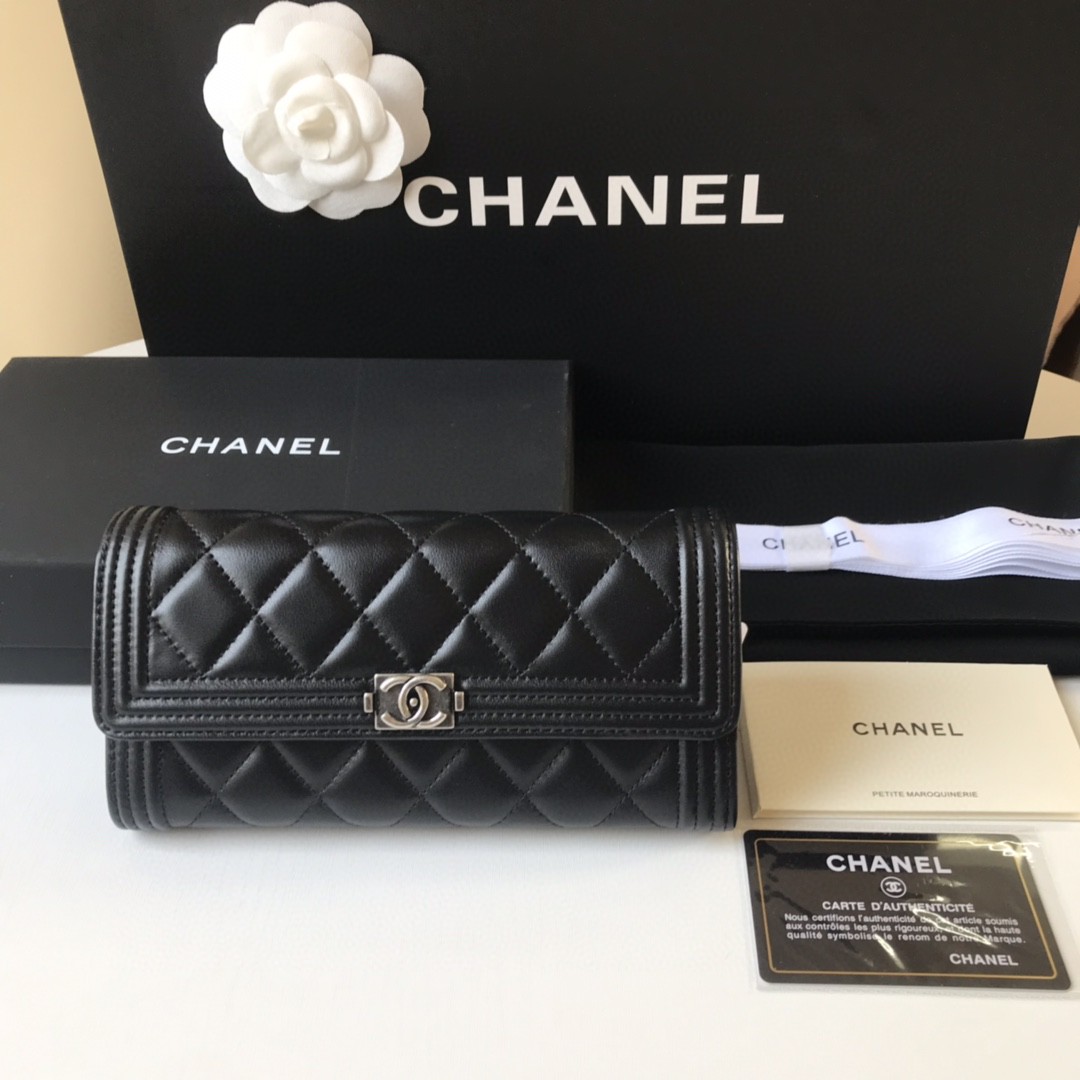 CHANEL シャネル 完美品質 長財布/二つ折り財布 2111