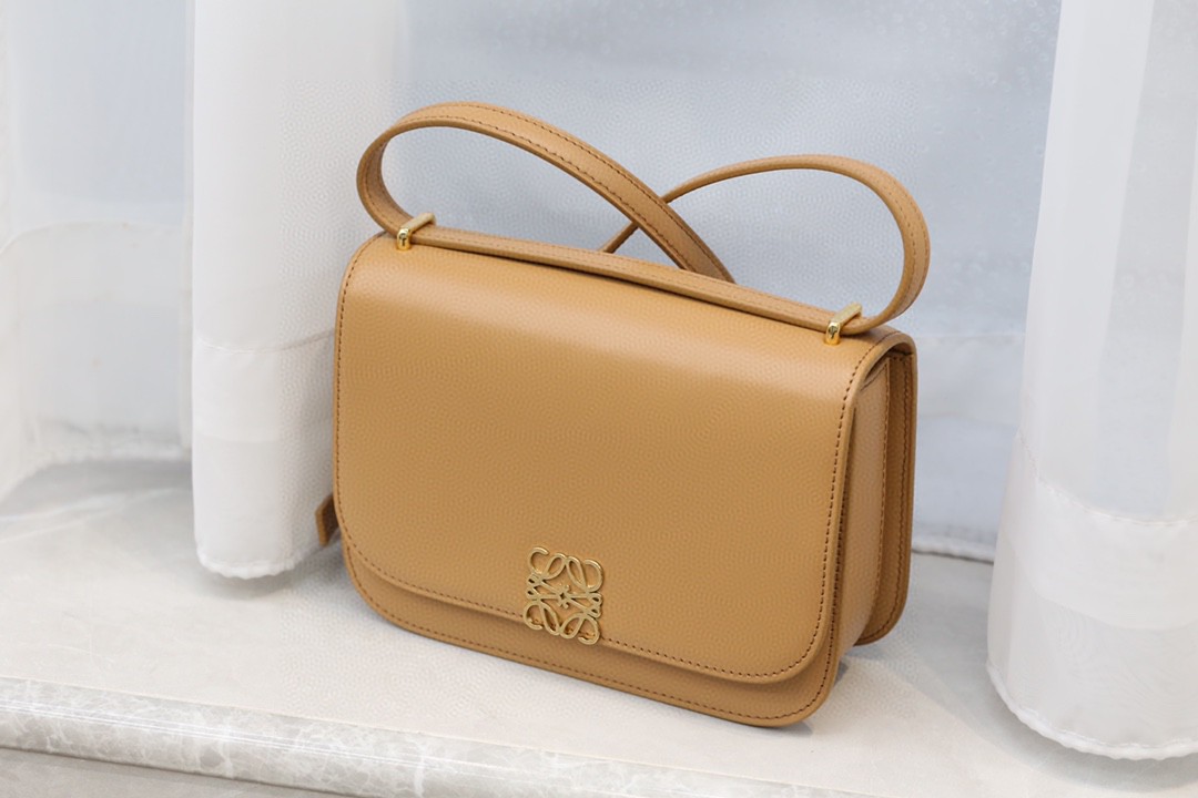 LOEWE ロエベ 2021新作通販 2WAY ショルダーバッグ 2108