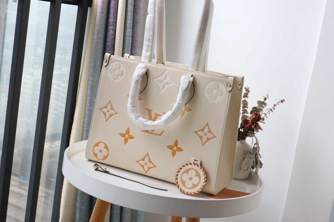 ルイ ヴィトン Super品 ONTHEGO MM オンザゴ 2105