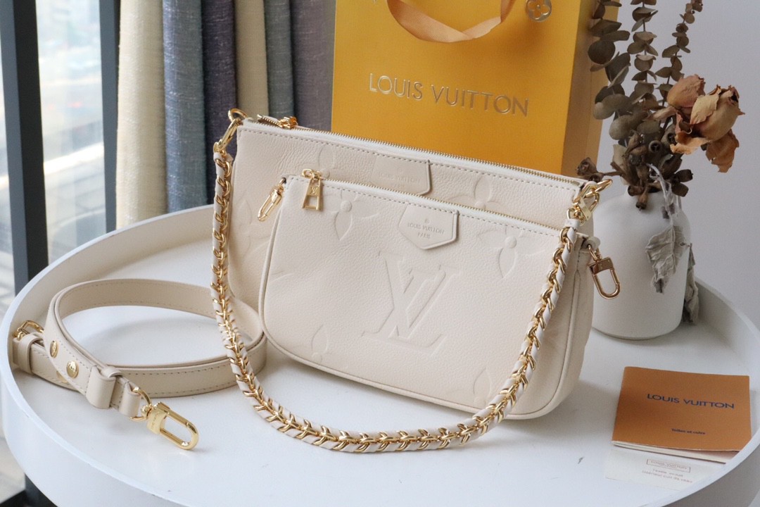 LouisVuitton ルイヴィトン マルチポシェットバッグ