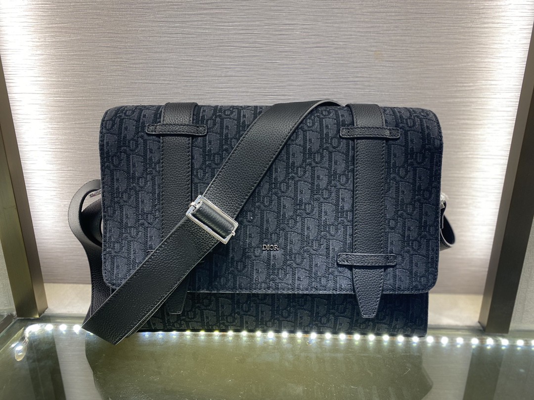 クリスチャンディオール 新品 ショルダーバッグ