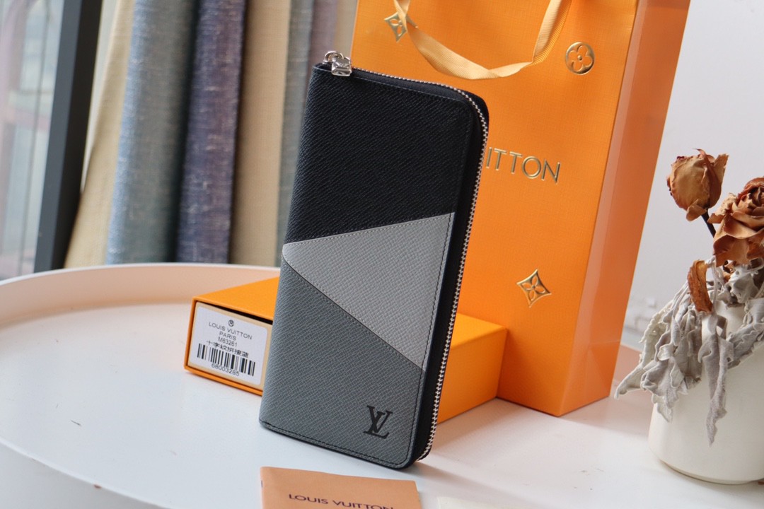 LV ルイヴィトン ラウンドファスナー式財布 2111