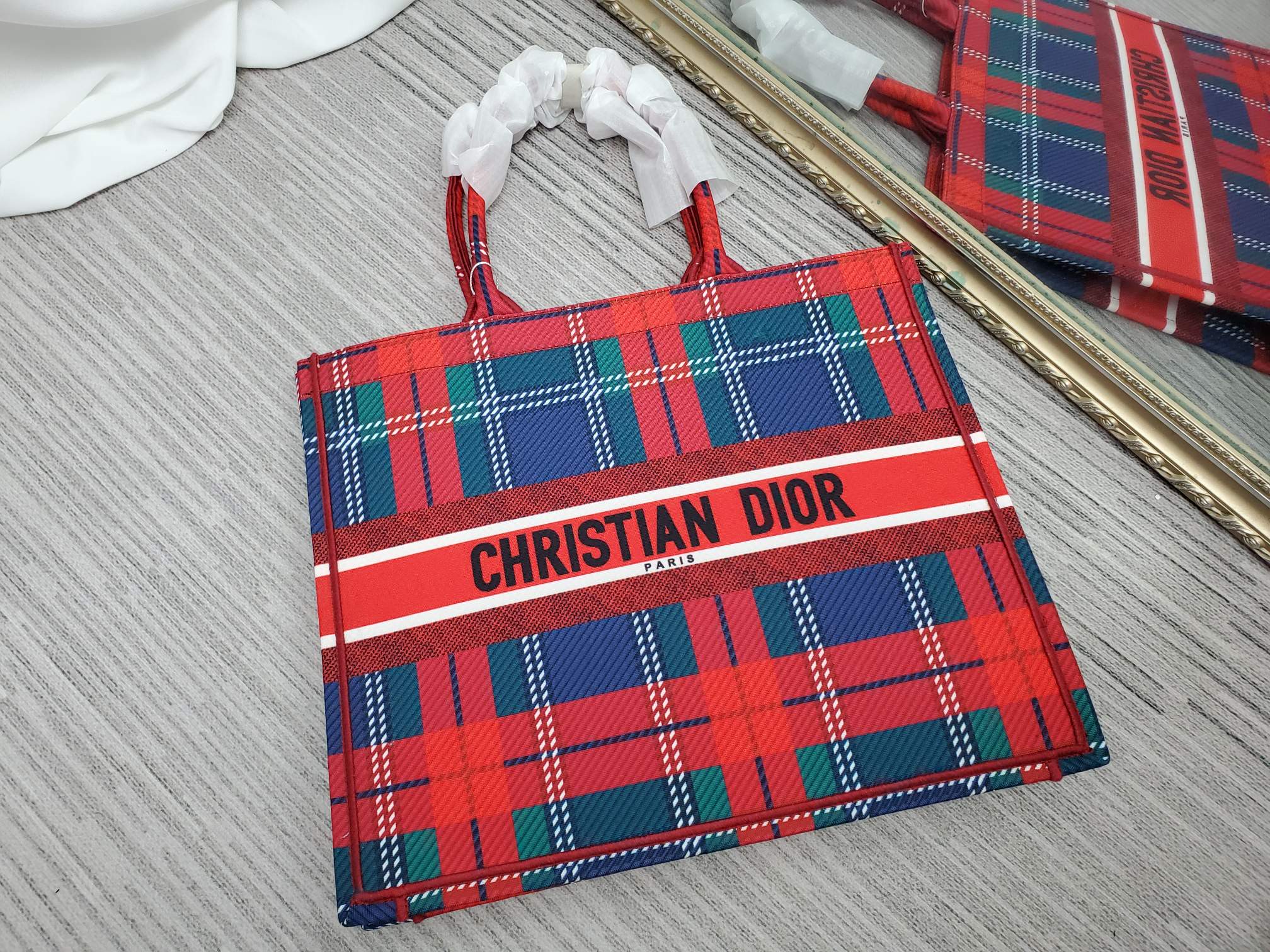 クリスチャンディオール 新品 大サイズ ショッピングバッグ