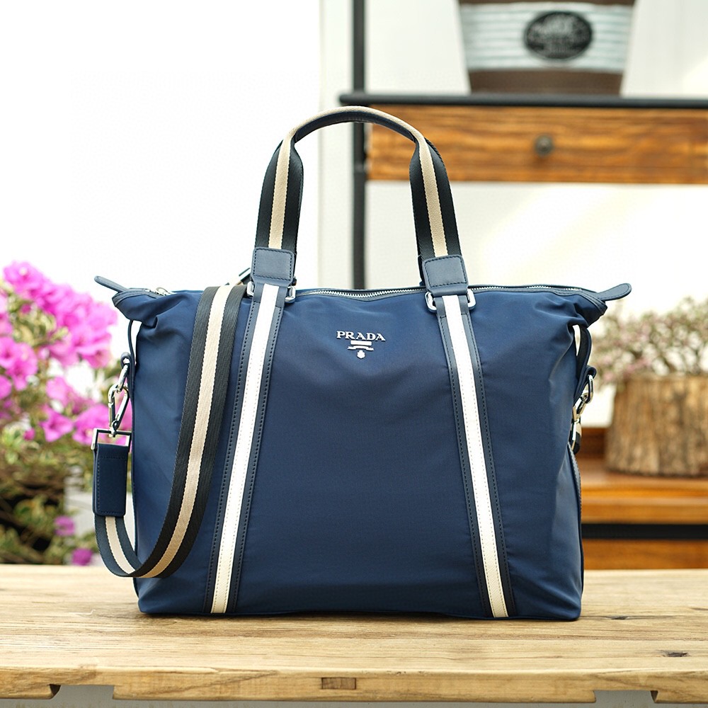 PRADA プラダ 新作ナイロン 2WAY トートバッグ