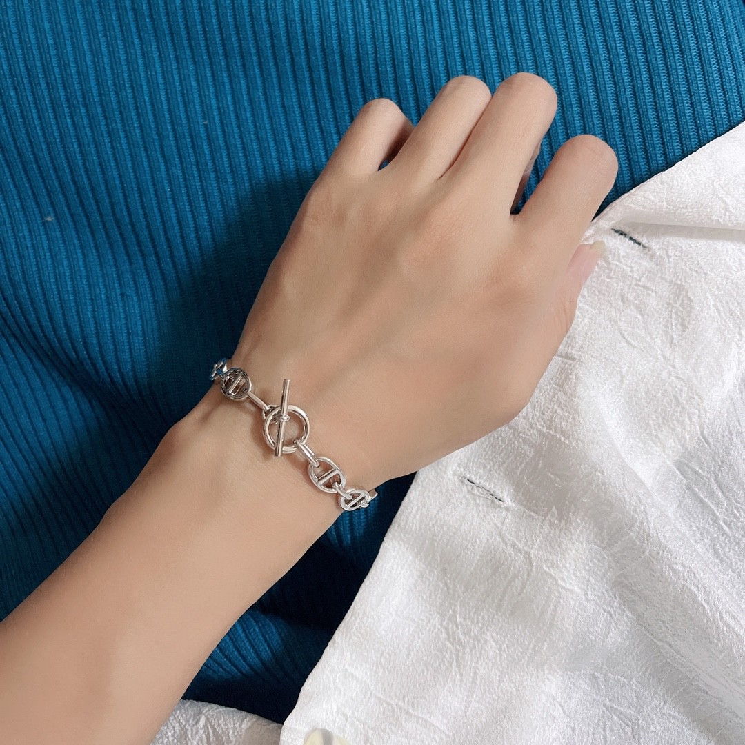 人気商品 HERMES エルメス ブレスレット.カフブレス