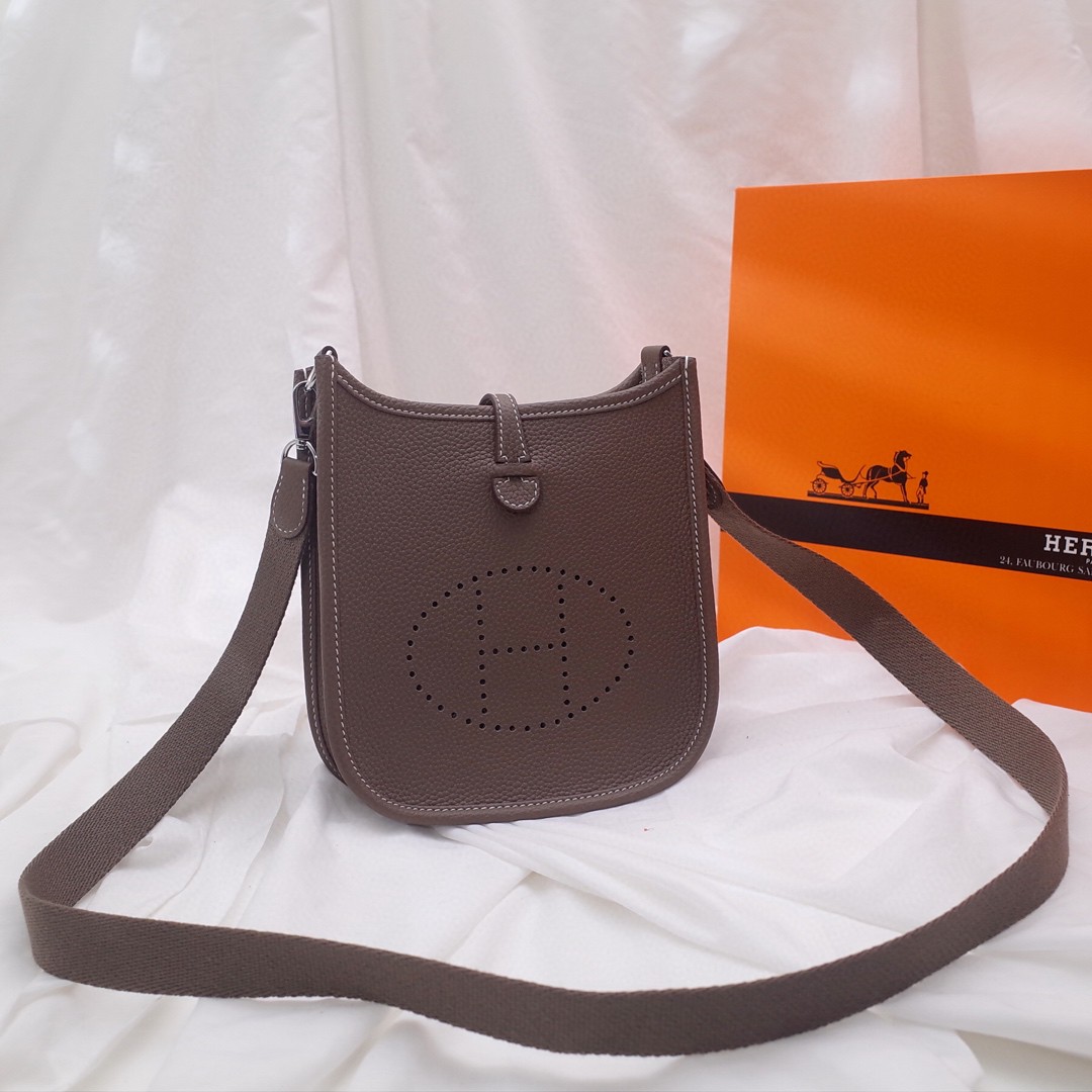HERMES(エルメス) エヴリン17 手作り ミニショルダーバッグ