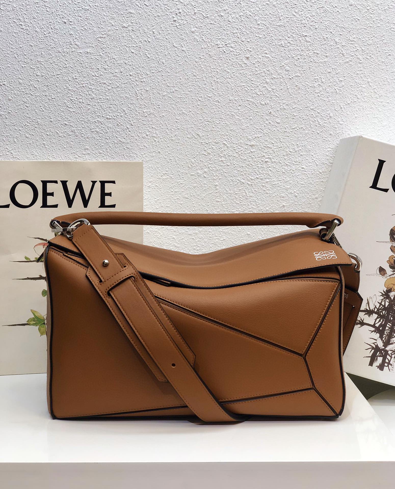LOEWE ロエベ 2021SSョルダーハンドバッグ 2107