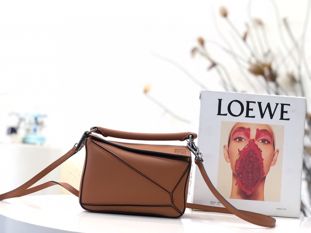 LOEWE ロエベ 2021SSョルダーハンドバッグ