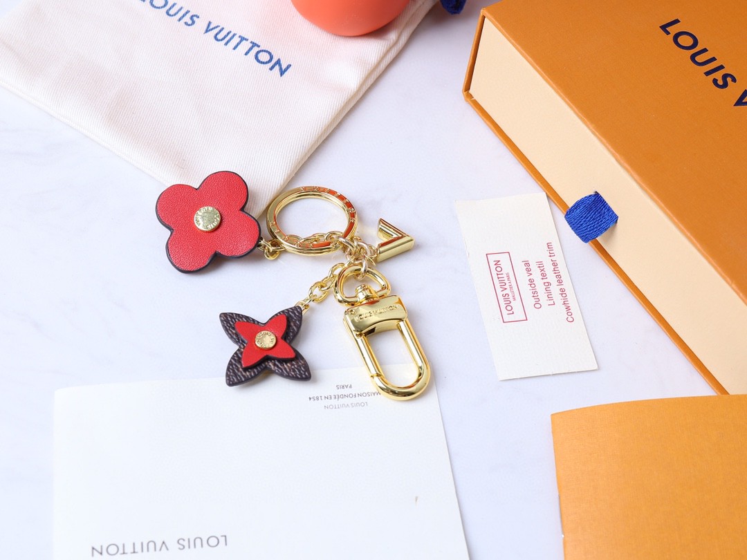 LOUIS VUITTON ルイヴィトン テ キーリング ストラップ