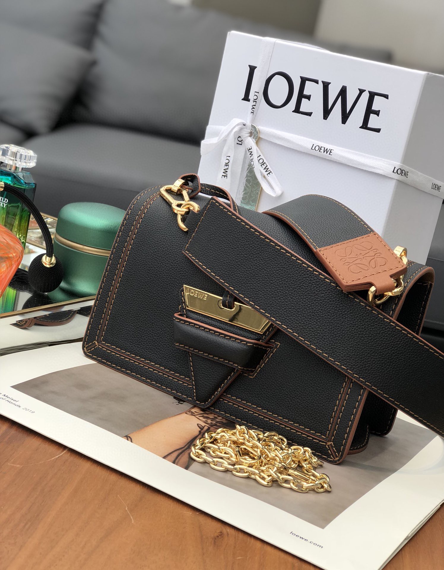 LOEWE ロエベ 2021新作通販 ショルダーバッグ 2108