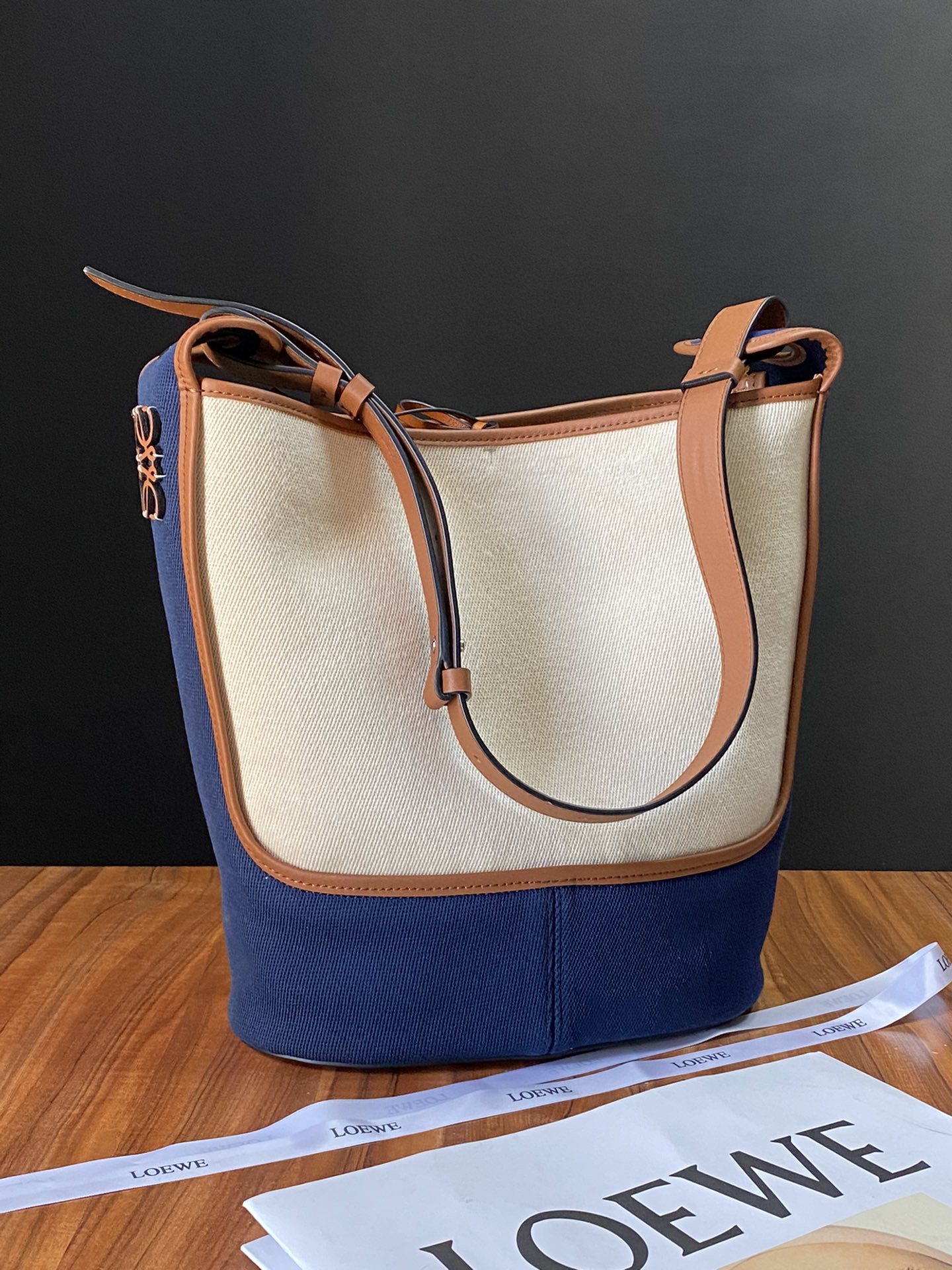 LOEWE ロエベ 2021新作通販 ワンショルダーハンドバッグ