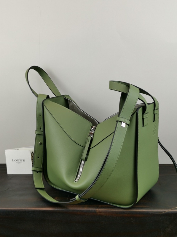 LOEWE ロエベ 2021SSハンドバッグ 小サイズ 2107