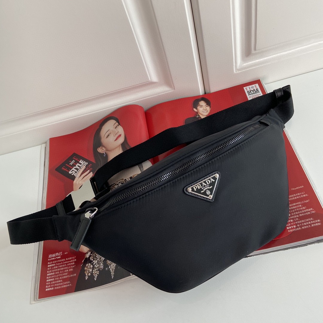 PRADA プラダ 新作ナイロン 男女兼用 ヒップバッグ