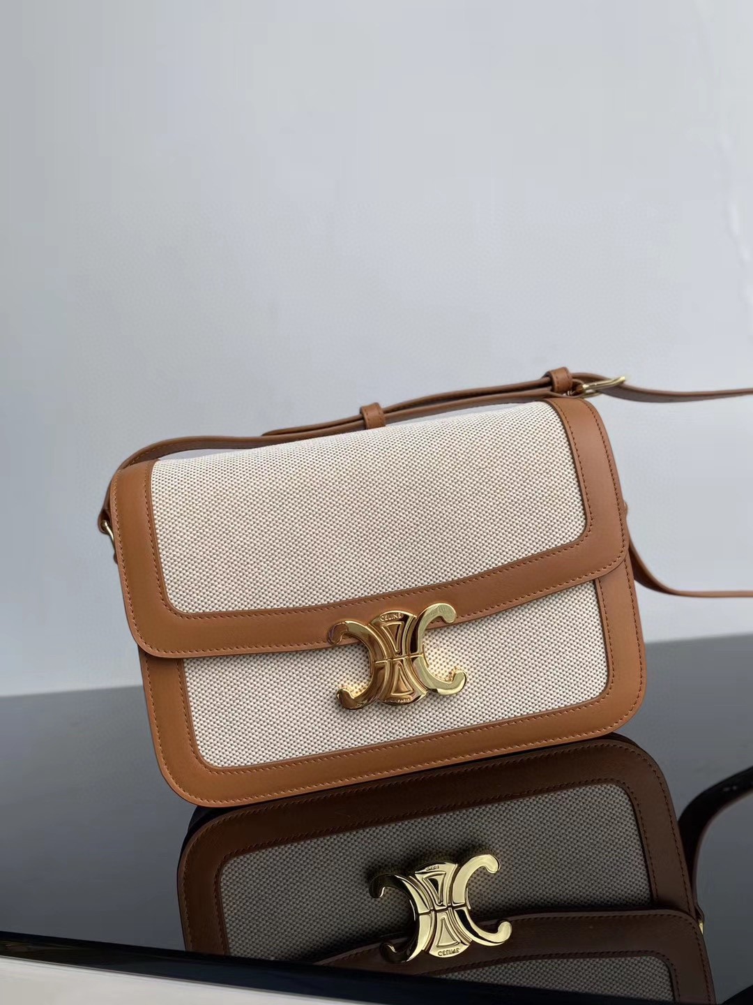 セリーヌ CELINE 新作通販 大サイズ ショルダーバッグ