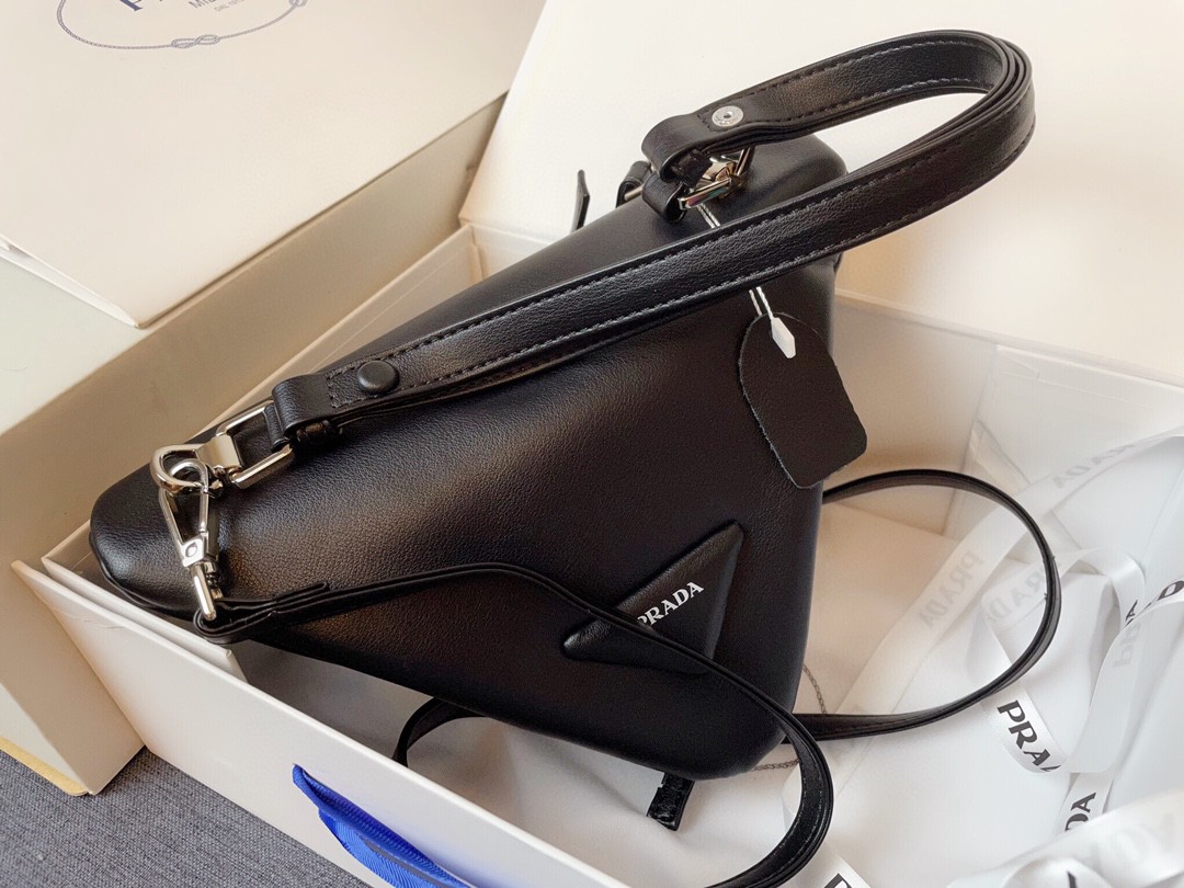 PRADAプラダ 2021新作通販 女性 ミニショルダーバッグ