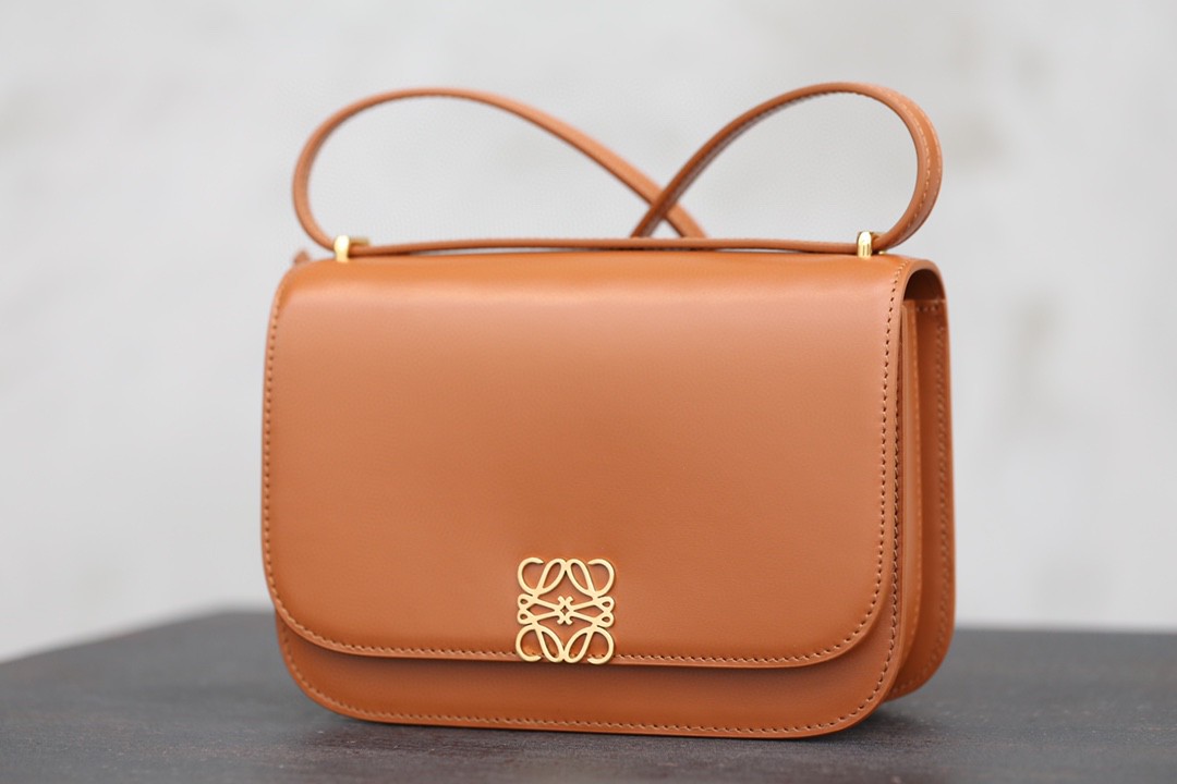 LOEWE ロエベ 2021新作通販 2WAY ショルダーバッグ 2108