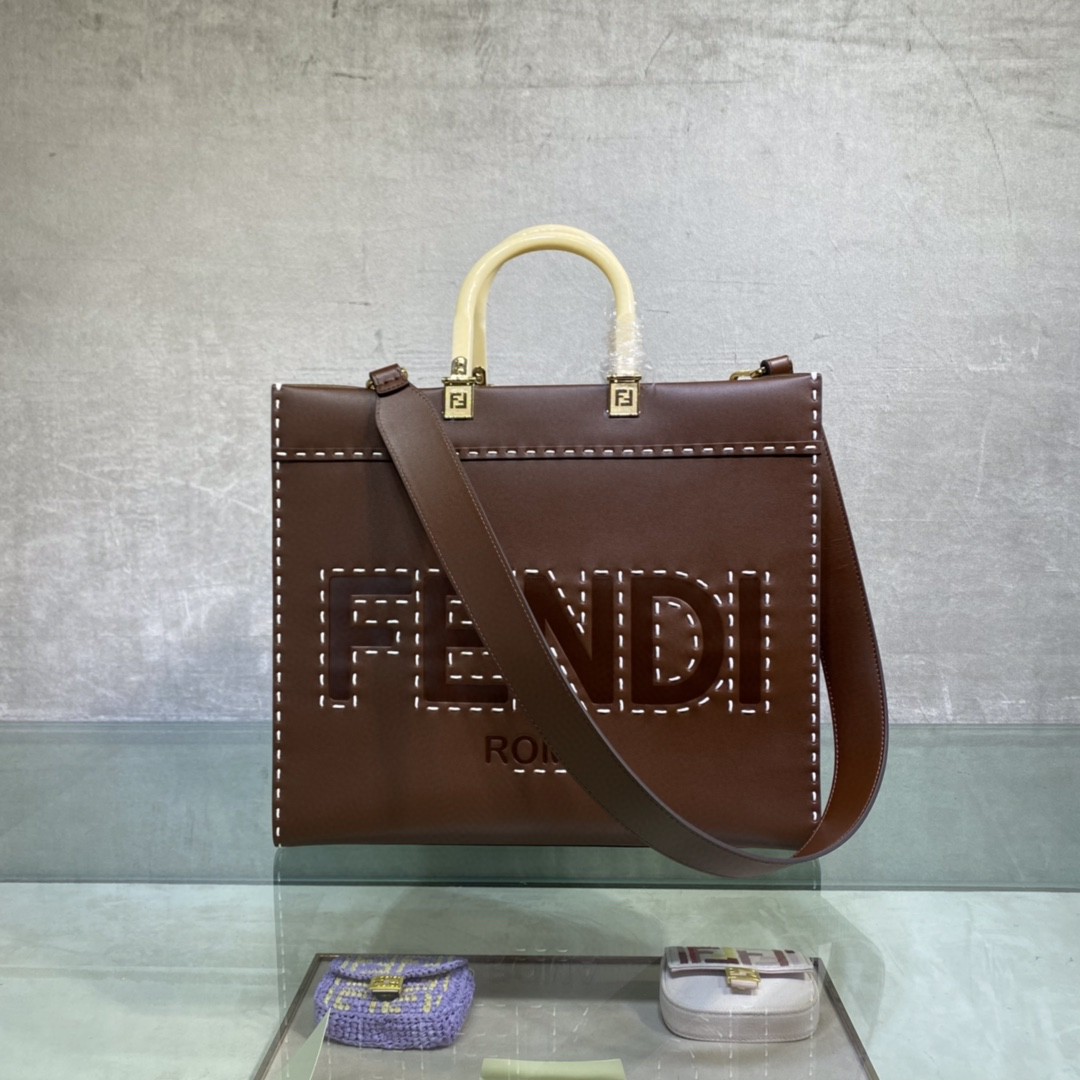 FENDI フェンディ 新作通販 2WAY ショルダーバッグ 2108