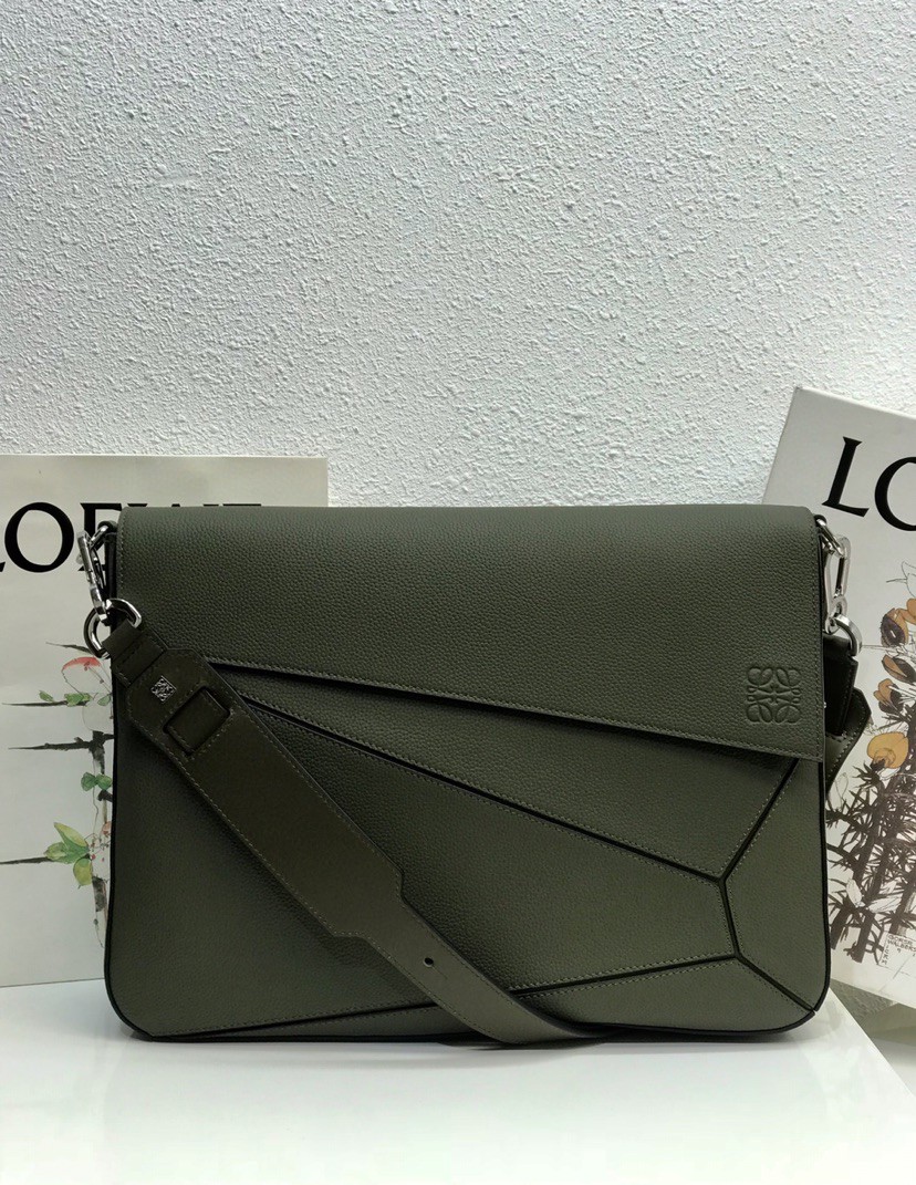 LOEWE ロエベ 2021SSョルダーハンドバッグ 2107