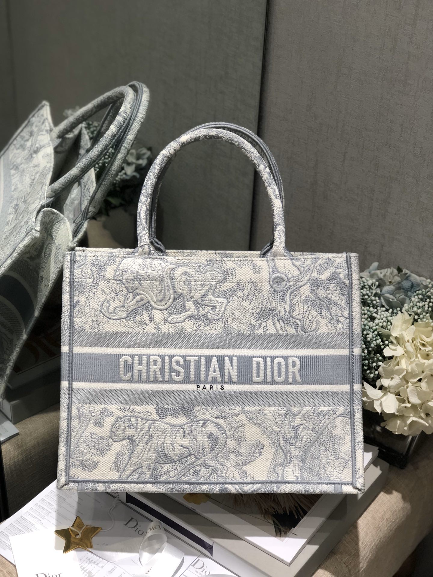 クリスチャンディオール 新品 小サイズ ショッピングバッグ