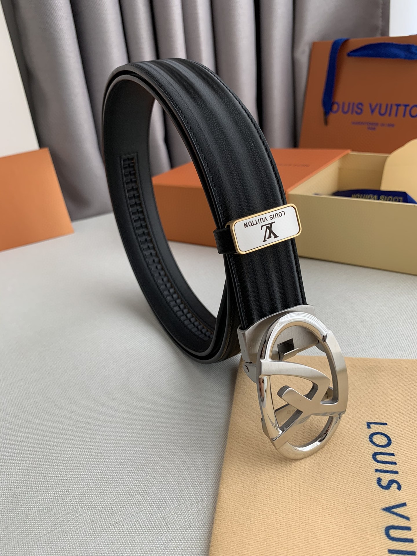 超美品 ルイヴィトン 値下受付 ベルト サンチュール