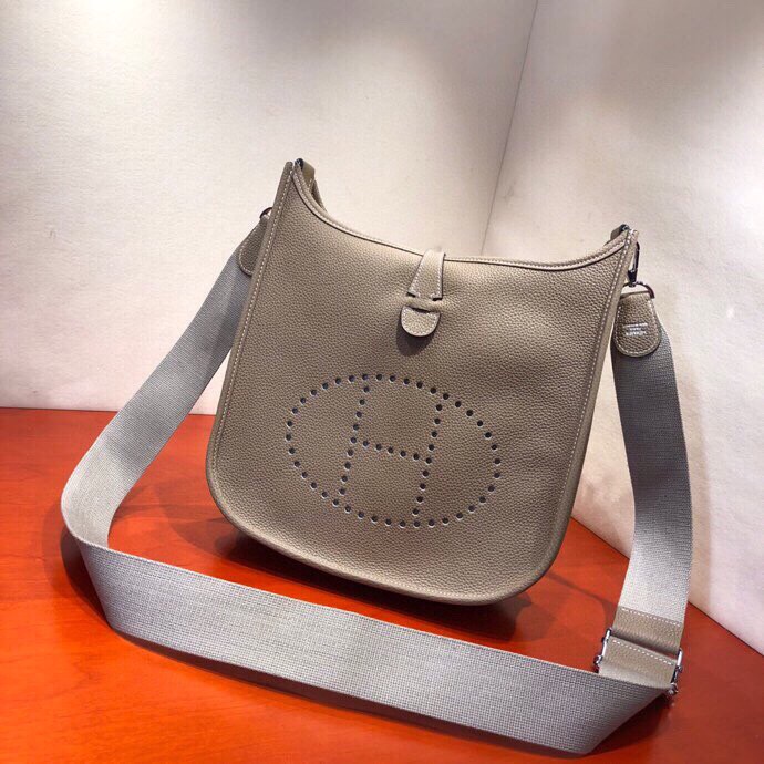 HERMES(エルメス) エヴリン28 手作り ショルダーバッグ