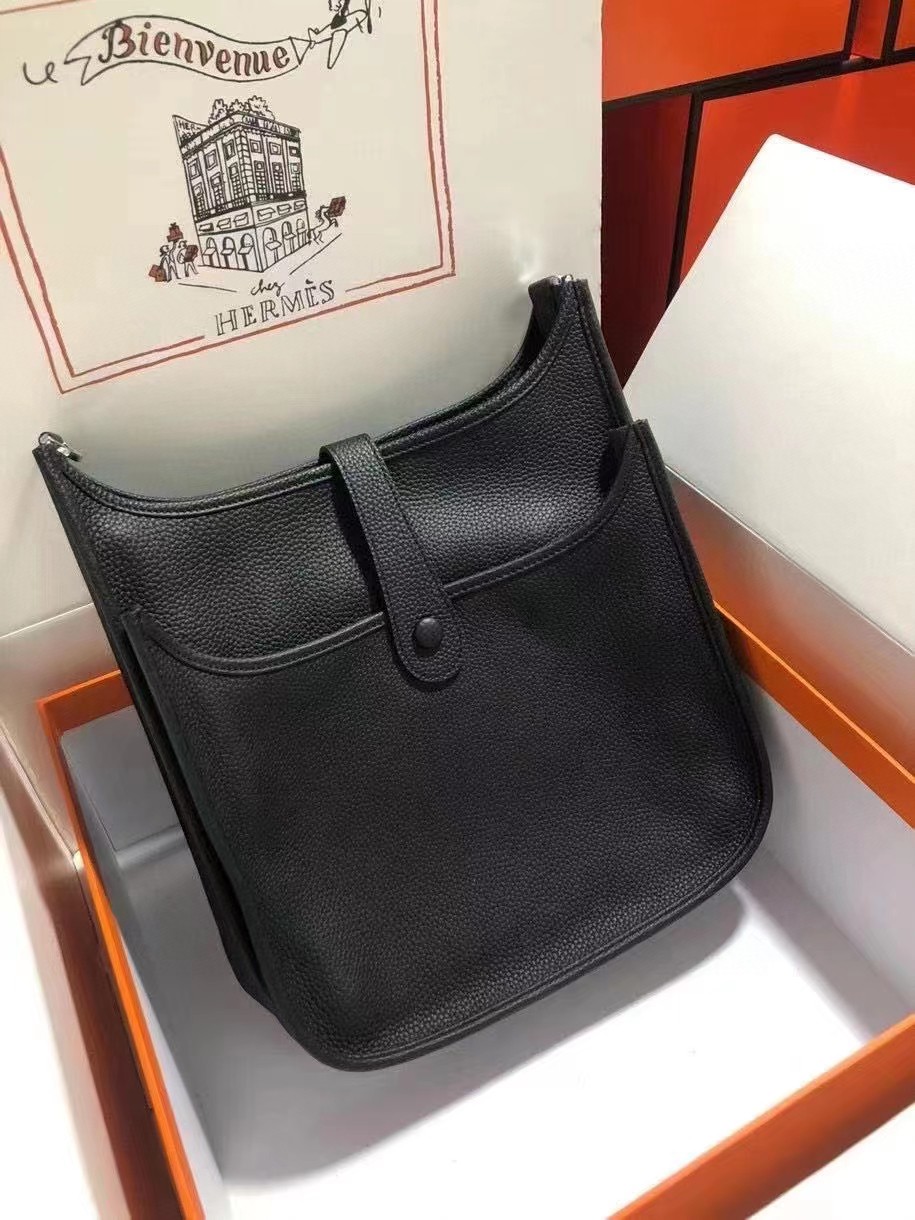 新作 HERMES(エルメス) エヴリン28 ショルダーバッグ