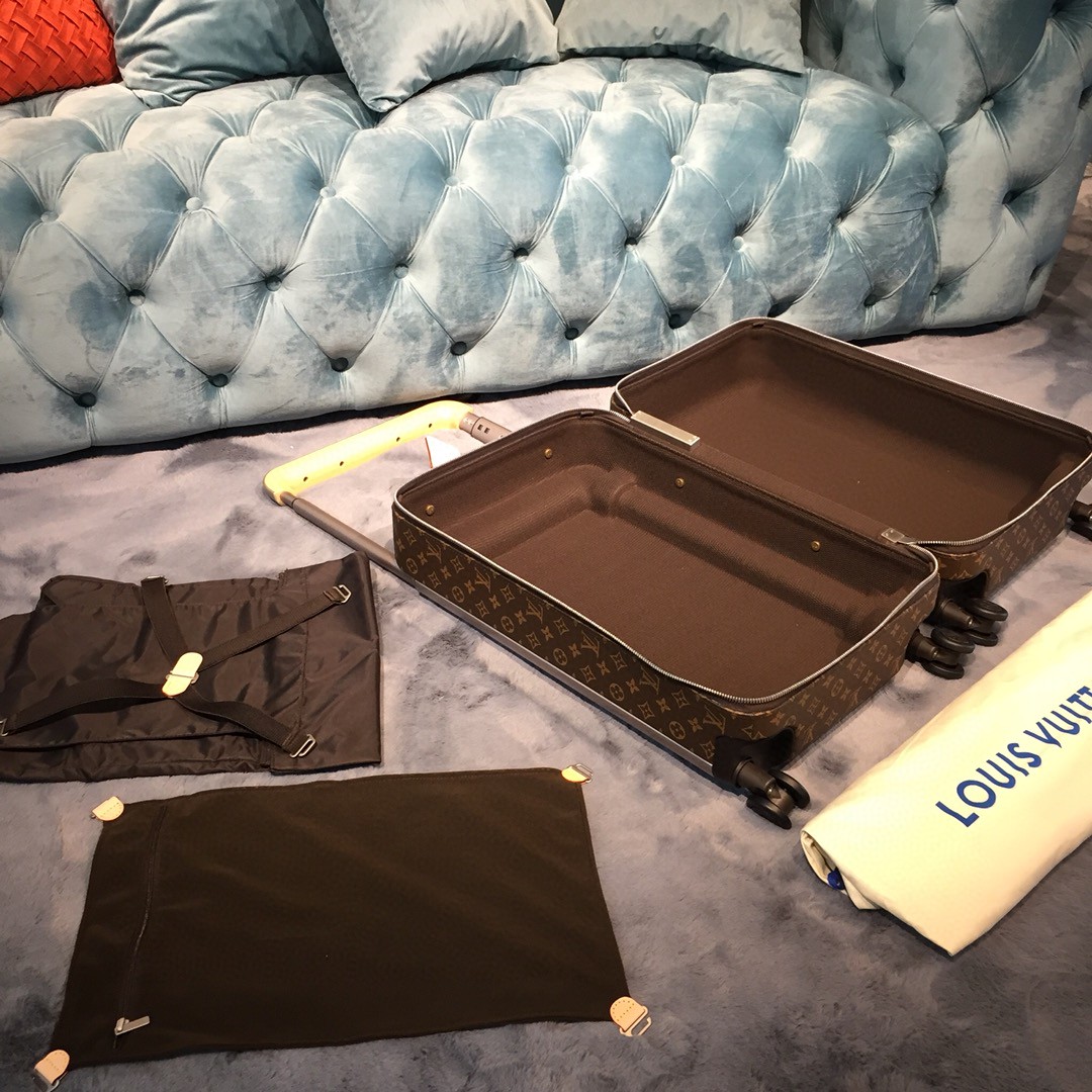 LOUIS VUITTON ルイヴィトン ぺガス55 スーツケース
