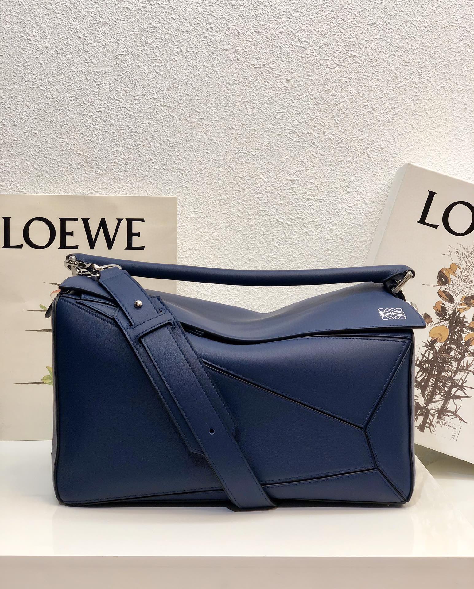 LOEWE ロエベ 2021SSョルダーハンドバッグ 2107