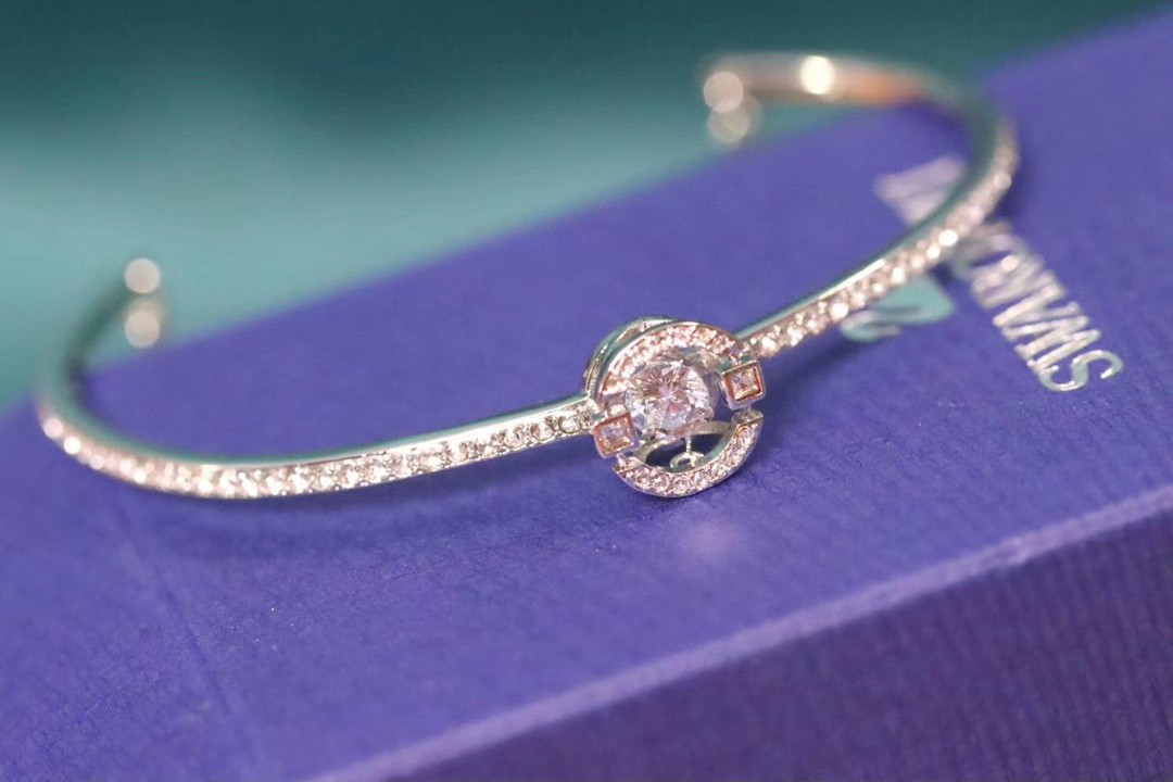 Swarovski スワロフスキー 超美品 レスレット ブレスレット