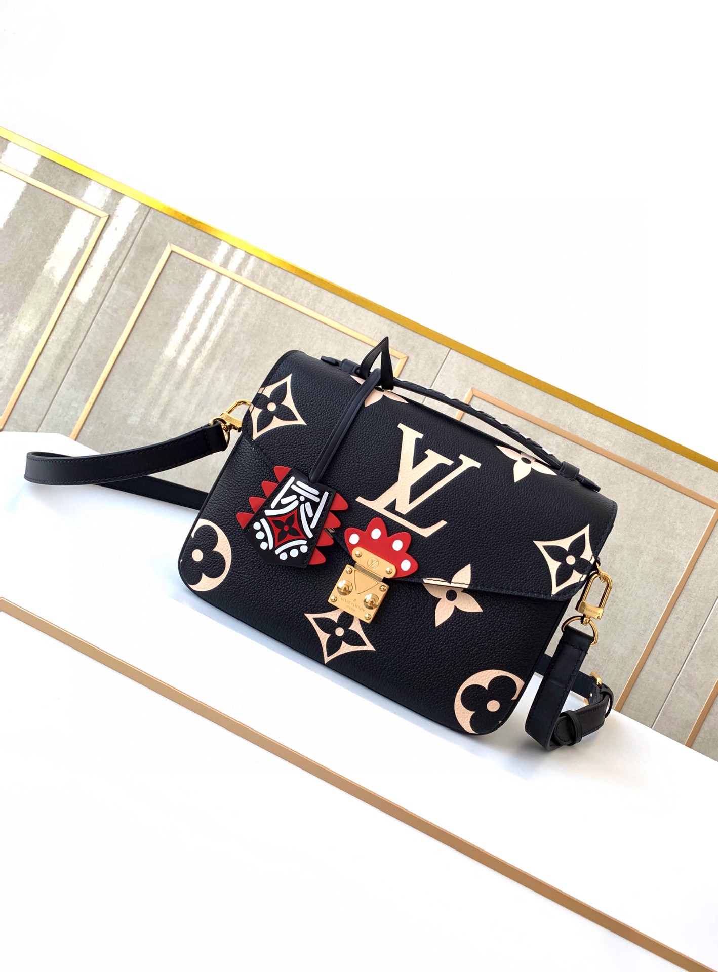 Super品 ルイヴィトン CRAFTY POCHETTE METIS