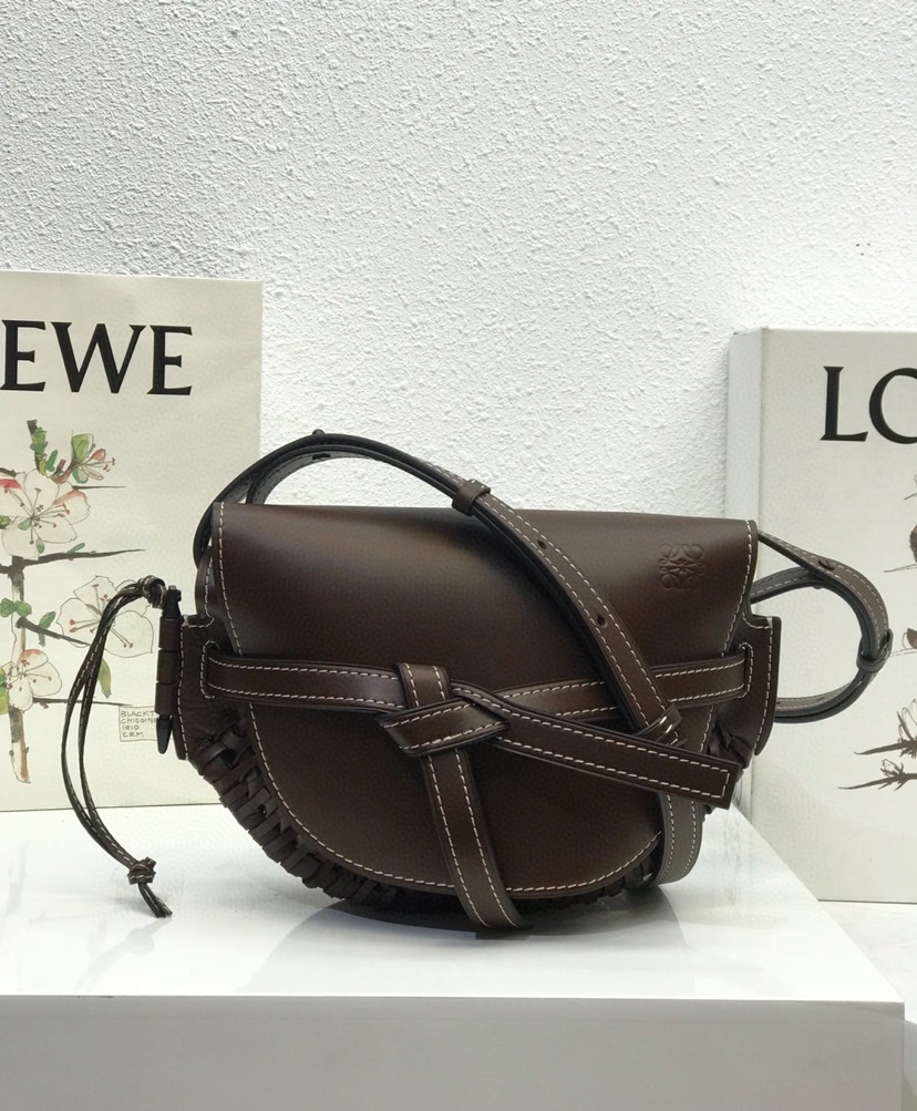 LOEWE ロエベ 2021SSョルダーハンドバッグ 2107