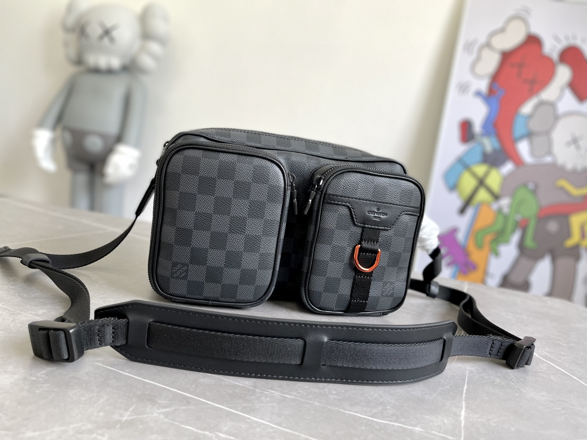 LV ルイヴィトン 2021新作通販 小サイズ メッセンジャーバッグ