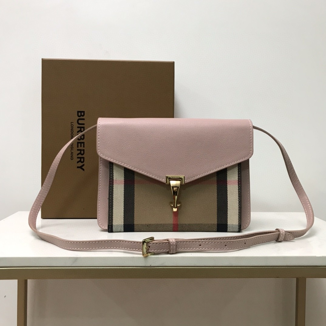 バーバリー Super品 バッグ/ショルダーバッグ 2104