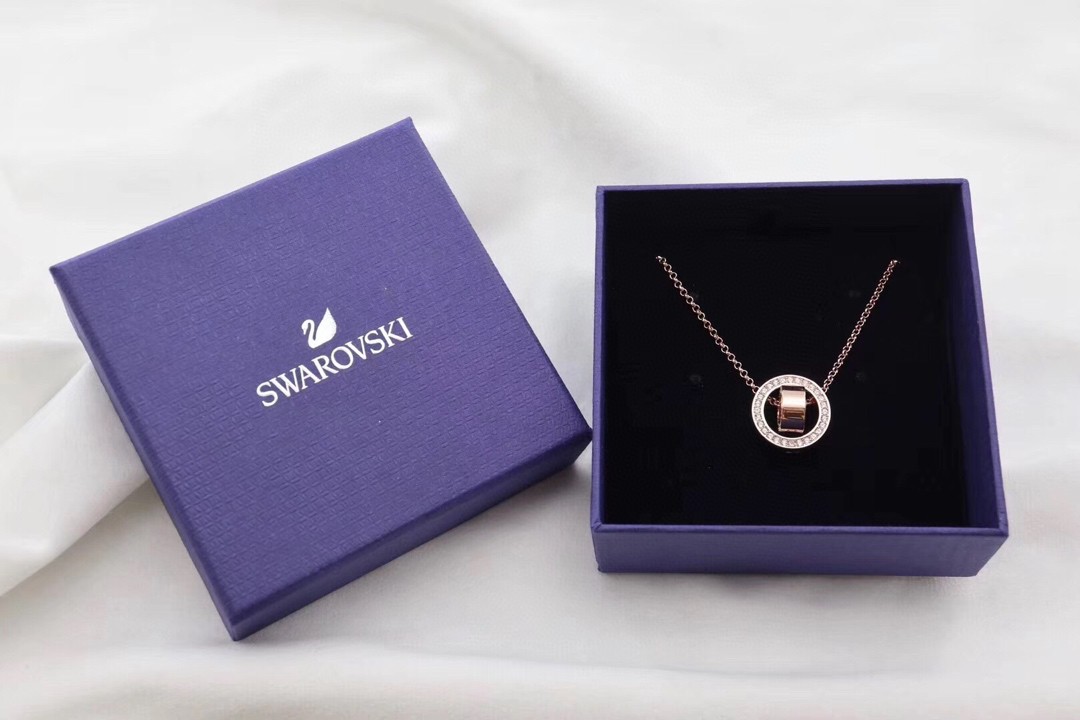 Swarovski スワロフスキー 超美品 ネックレス ペンダント
