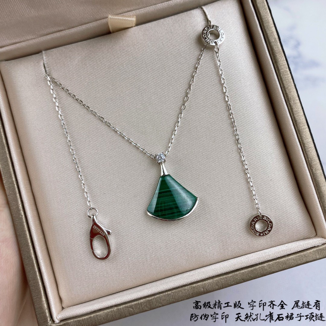 BVLGARI ブルガリ 今季の新作 ネックレス. ペンダント