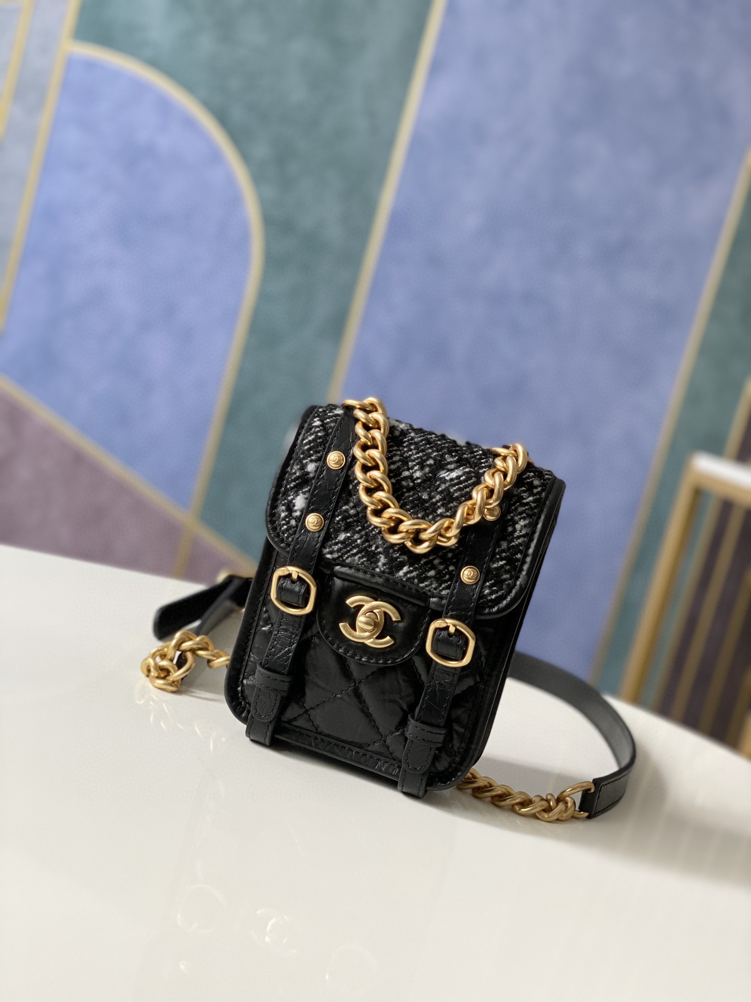 新作通販 CHANEL シャネル カーフ メッセンジャーバッグ