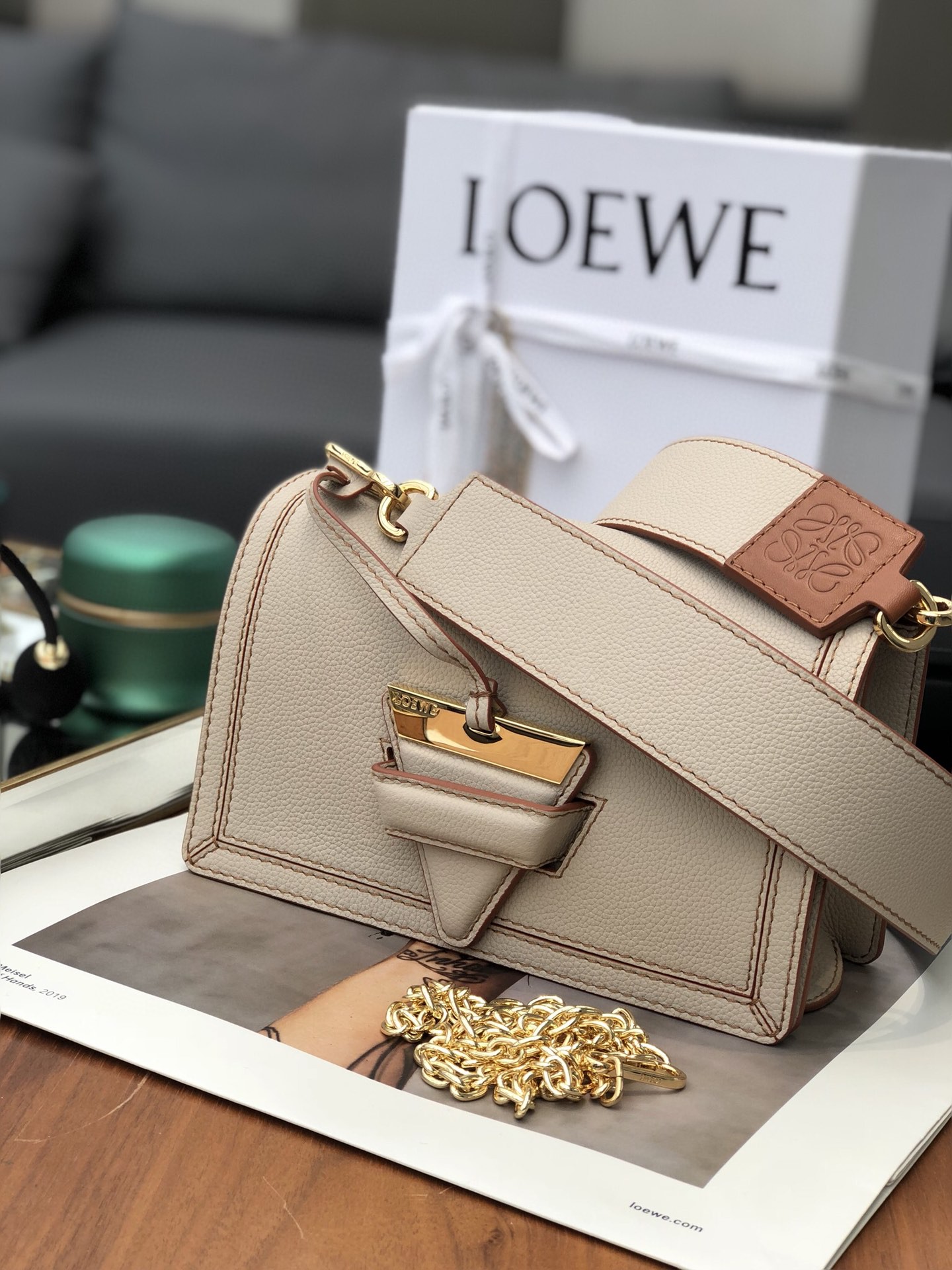 LOEWE ロエベ 2021新作通販 ショルダーバッグ 2108