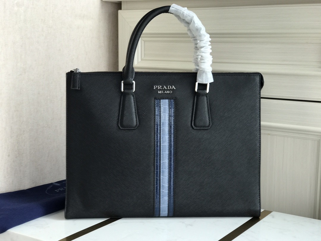 PRADA プラダ 2021 バッグ 鞄 カバン