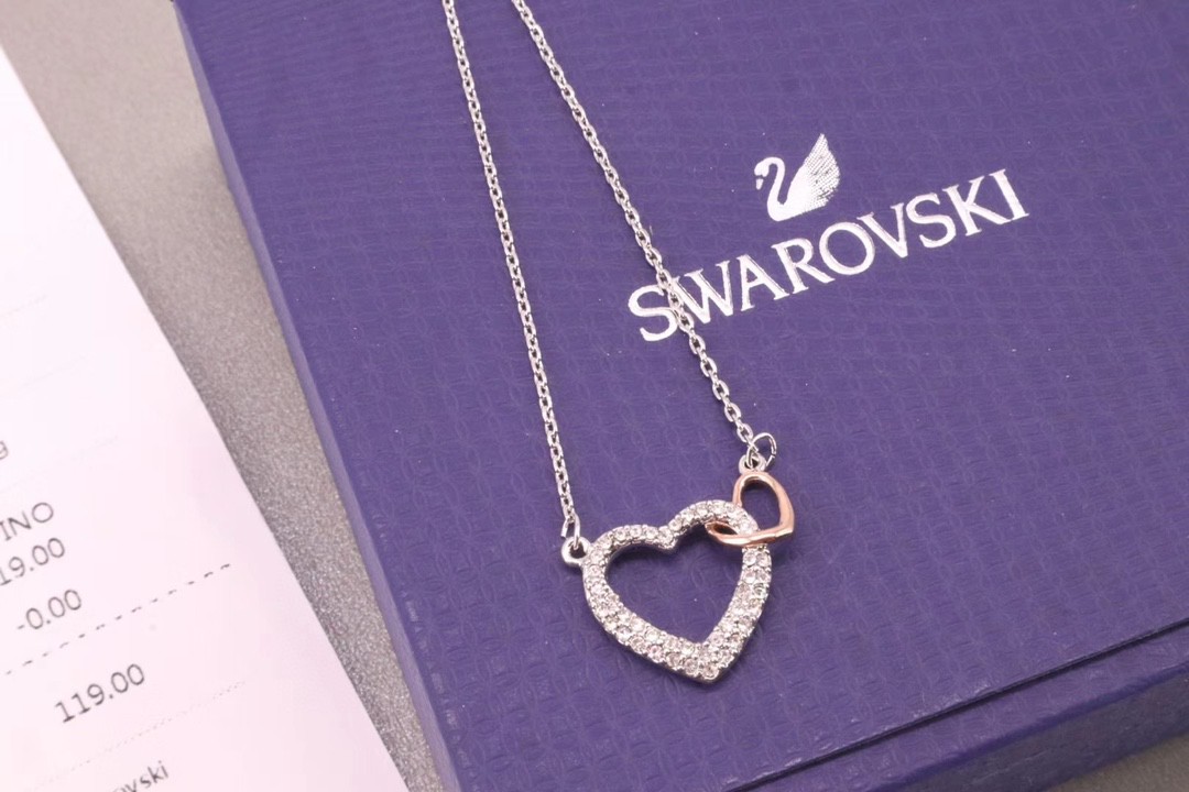 Swarovski スワロフスキー 超美品 ネックレス ペンダント