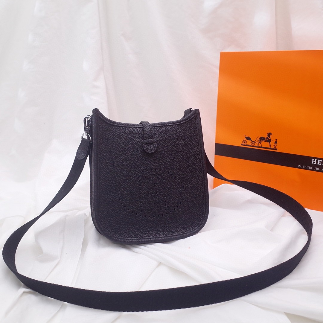 HERMES(エルメス) エヴリン17 手作り ミニショルダーバッグ