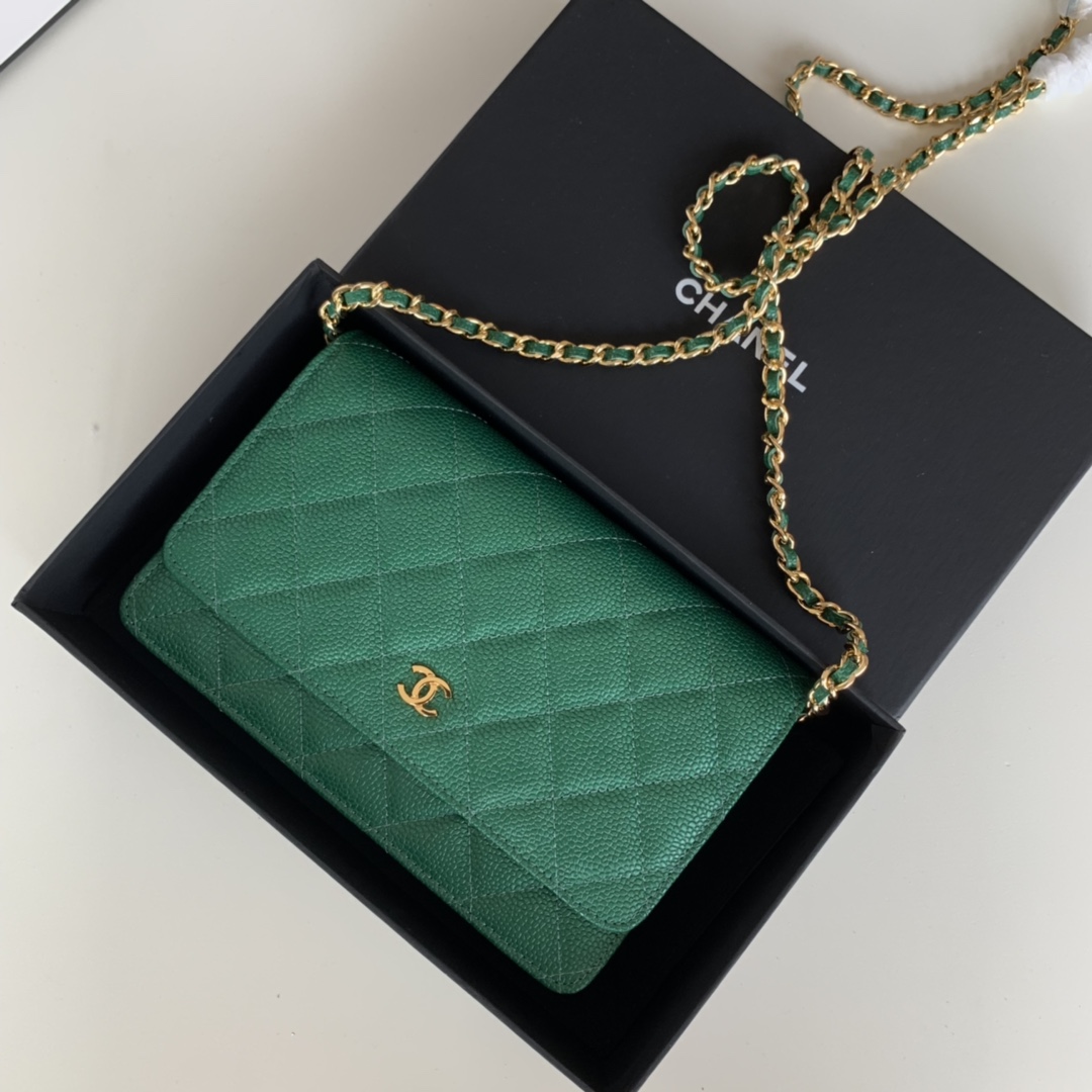 CHANELシャネル チェーショルダーバッグ 斜め掛け 長財布