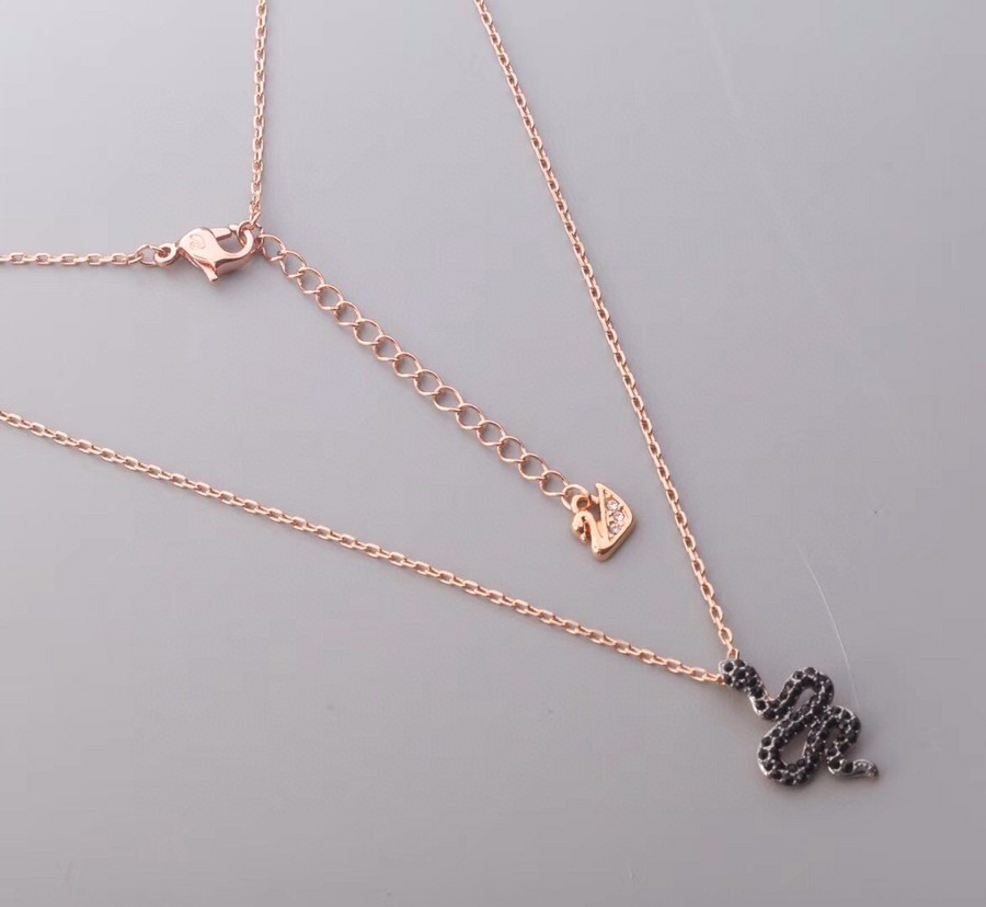 Swarovski スワロフスキー 超美品 ネックレス ペンダント