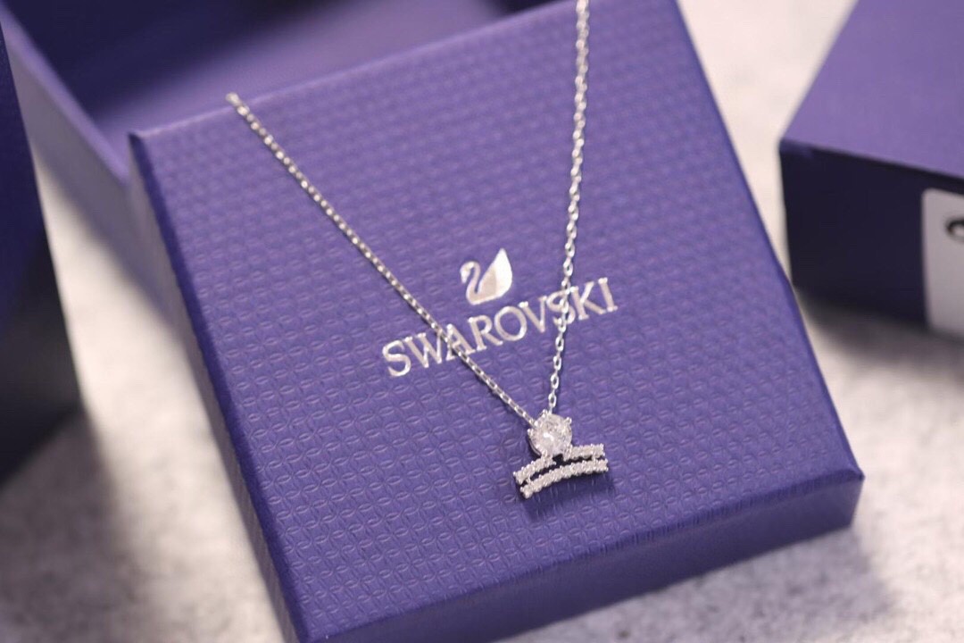 Swarovski スワロフスキー 超美品 ネックレス ペンダント