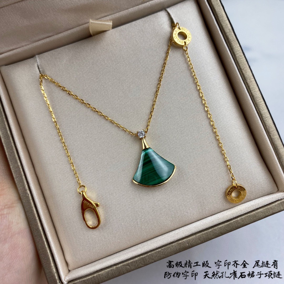 BVLGARI ブルガリ 今季の新作 ネックレス. ペンダント