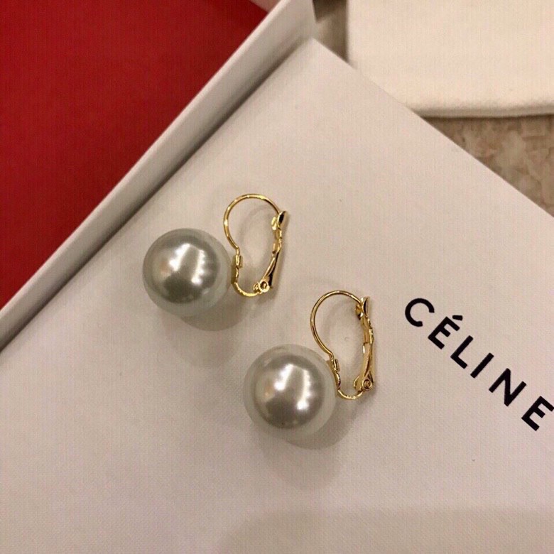 セリーヌ(CELINE)超美品 ピアス イアリング