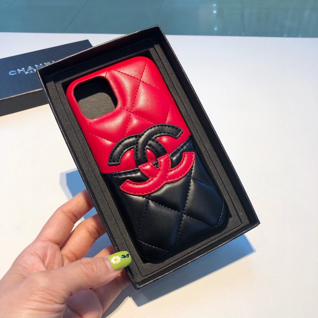 CH iPhone7/7P/8/8P/X/XS/XS Max/11(6.1)/11P(5.8)/11proMAX(6.5)/12/12P(6.1)/12pro MAX(6.7) 保護ケース カバー