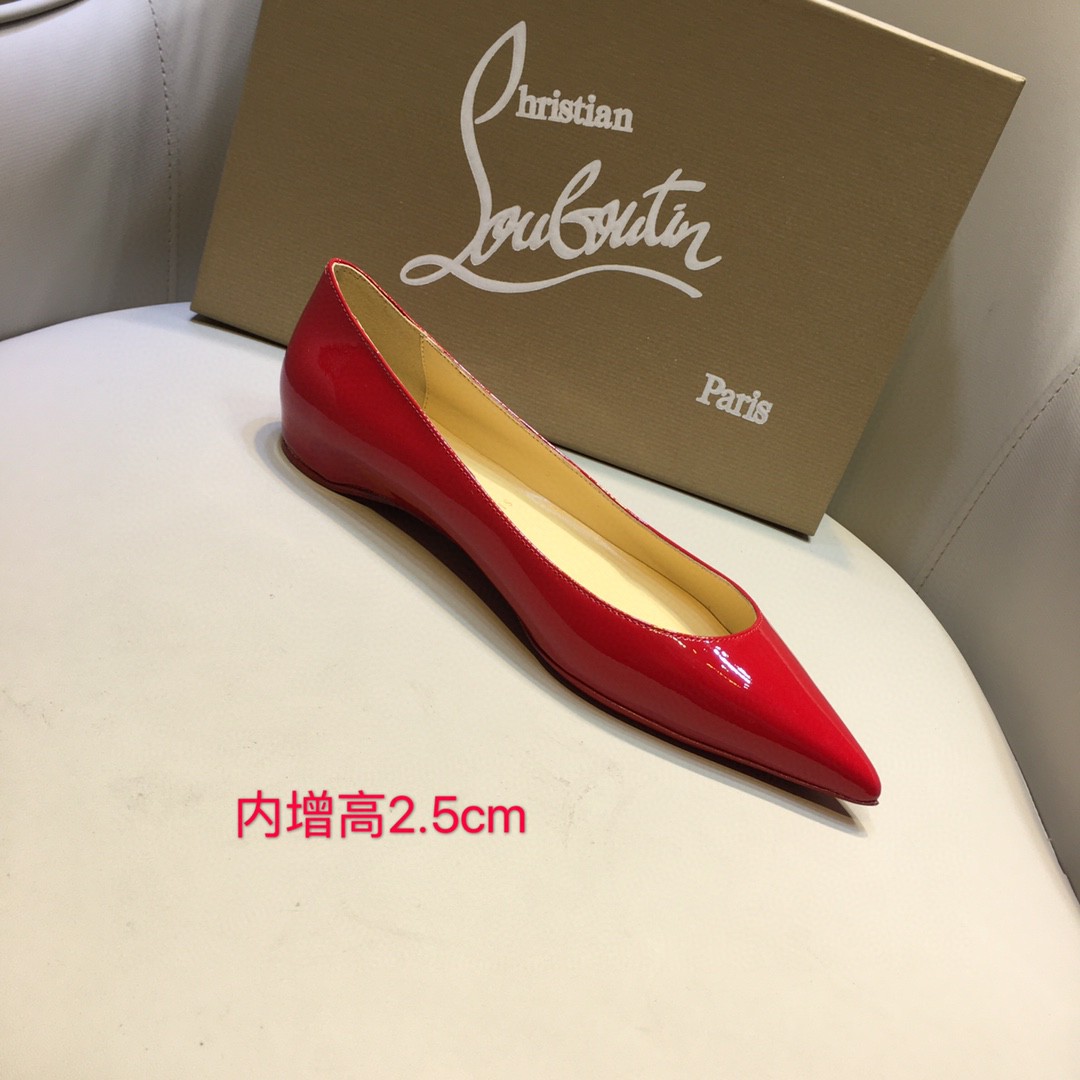 クリスチャン ルブタン 高品質 ローファー レディース