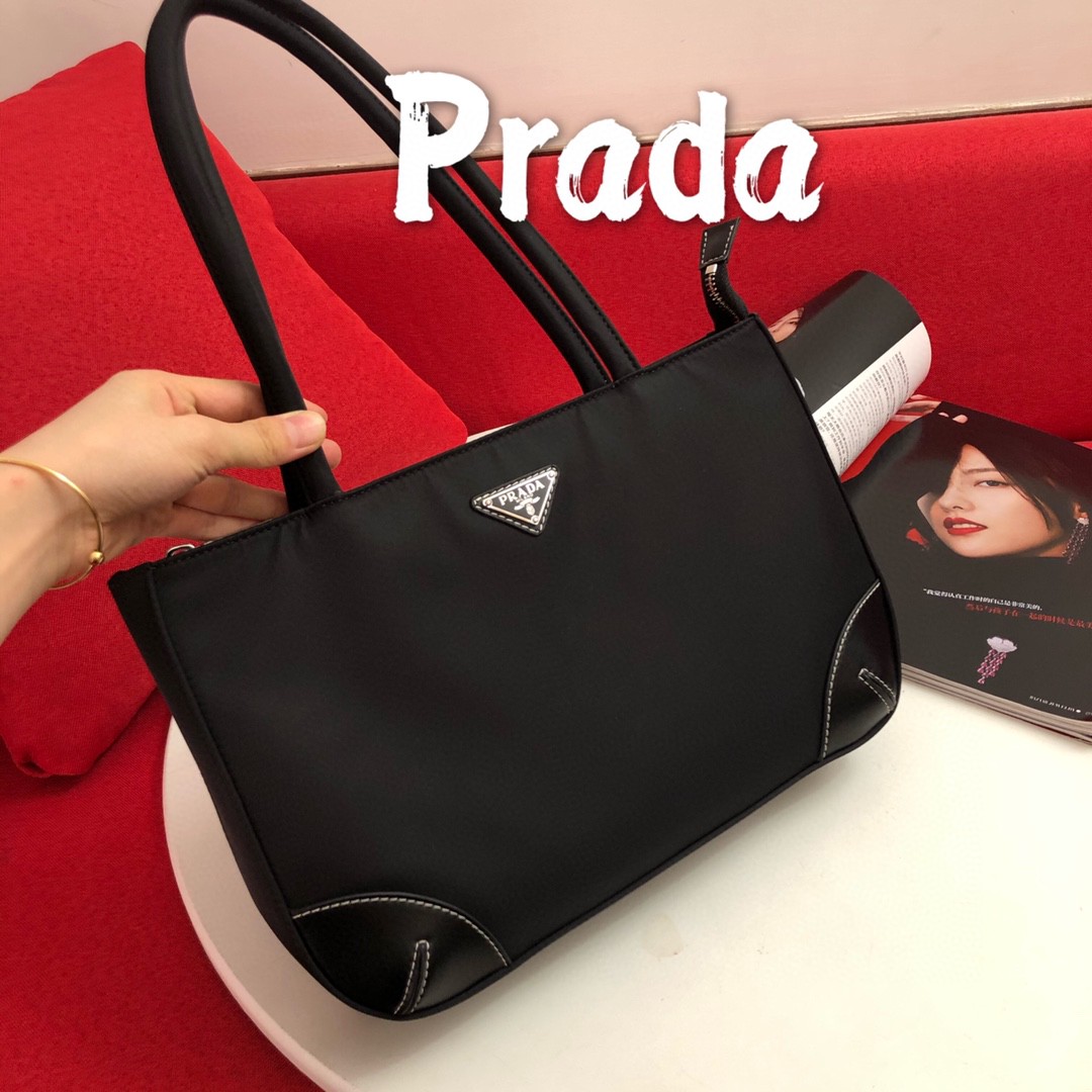 21新品 PRADA プラダ バッグ/2WAY 肩掛けバッグ LL